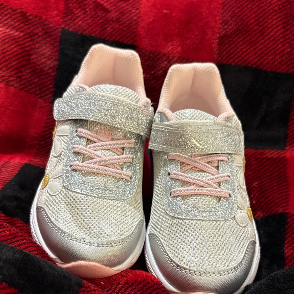 Stride Rite Silver and Light Pink Kids Sneakers